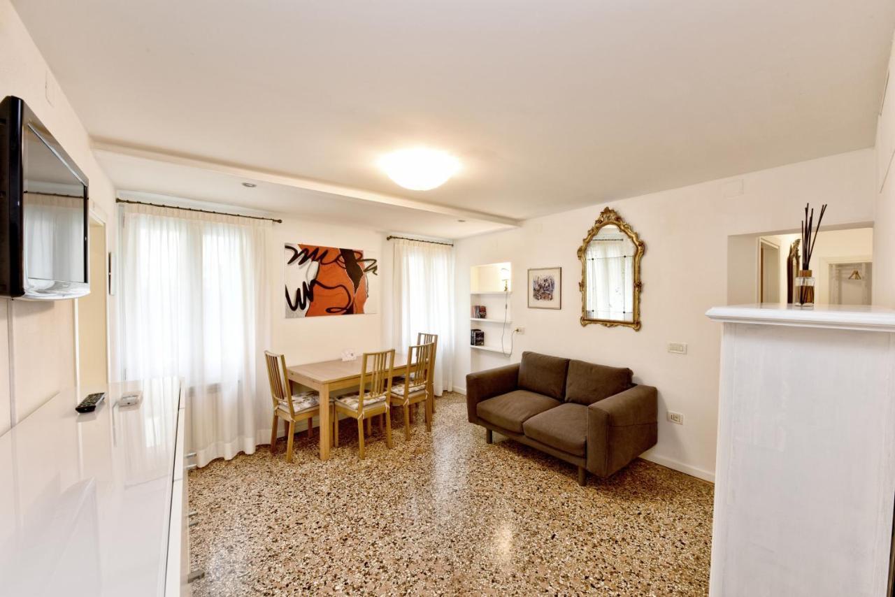 Casa Ai Greci - Central Apt In Castello Veneza Exterior foto